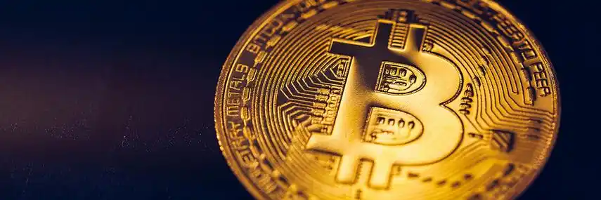 Technician remotely restarting mining machine using smart interface